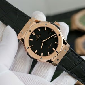 Hublot Classic Fusion King Gold Replica Watches Black Dial JJF 2024