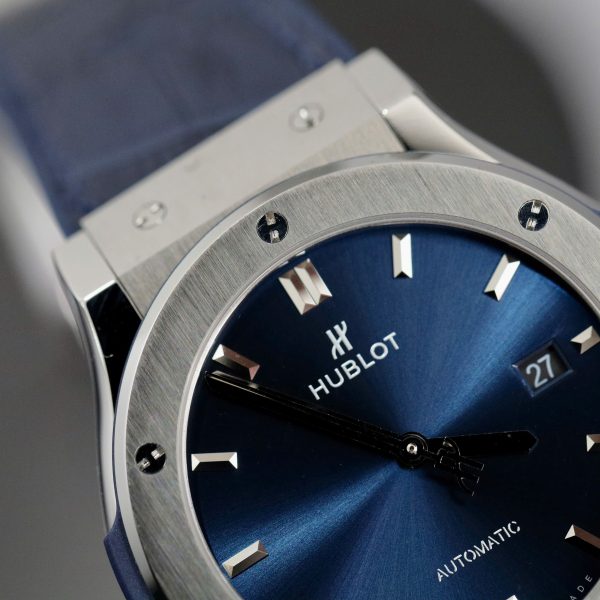 Hublot Classic Fusion Titanium Replica Watches Blue Dial JJF Factory 2024 (7)