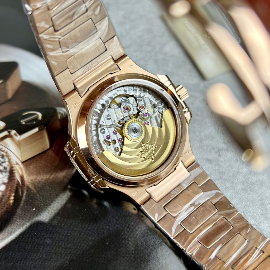 Patek Philippe Nautilus 7118 Diamonds Rose Replica Watches GRF (9)