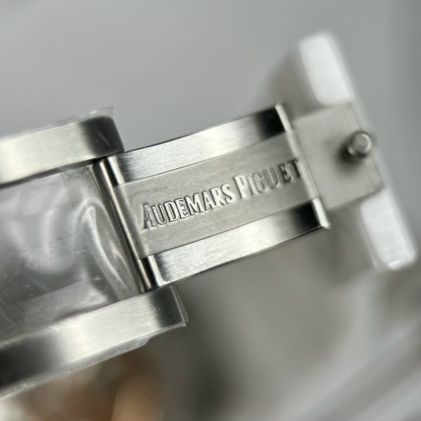 Audemars Piguet Royal Oak 26579CB Ceramic White Replica Watches APS 41mm (2)