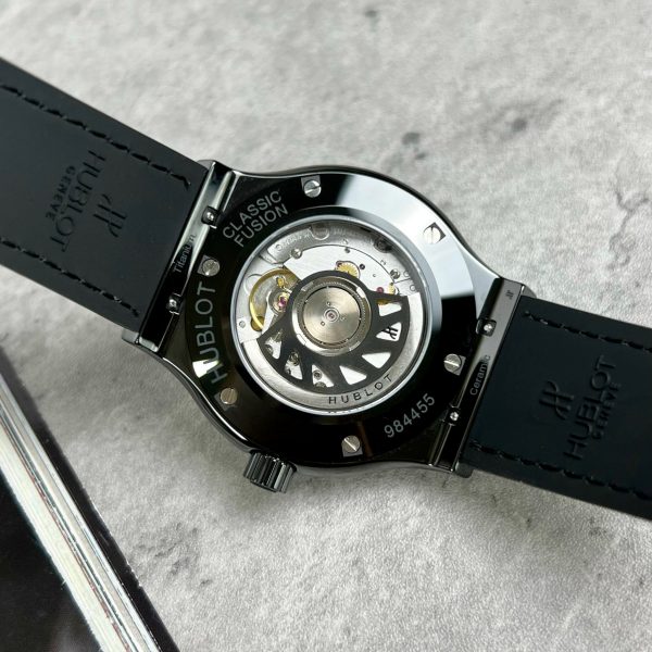 Hublot Classic Fusion Ceramic Diamonds Replica Watches Black JJZ 42mm (8)