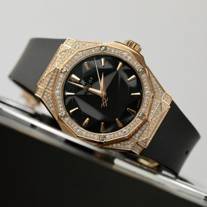 Hublot Classic Fusion Orlinski King Gold Full Diamonds HB Factory (7)