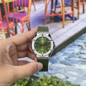 Hublot Classic Fusion Titanium Green Dial Replica Watches JJ+ 42mm (2)