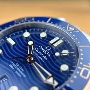 Omega Seamaster Diver 300M Replica Watches Blue Dial VS Factory (9)