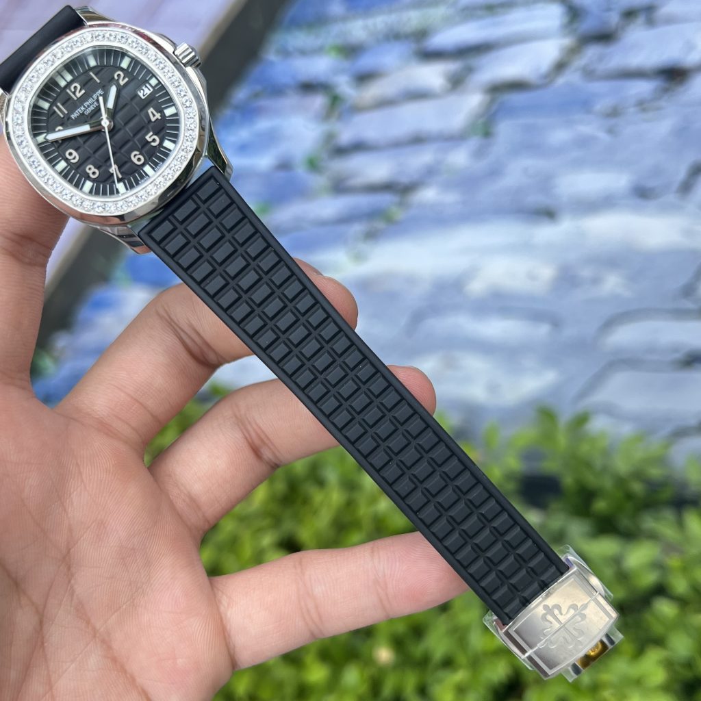 Patek Philippe Aquanaut 5067G Replica Watches Black PPF (4)