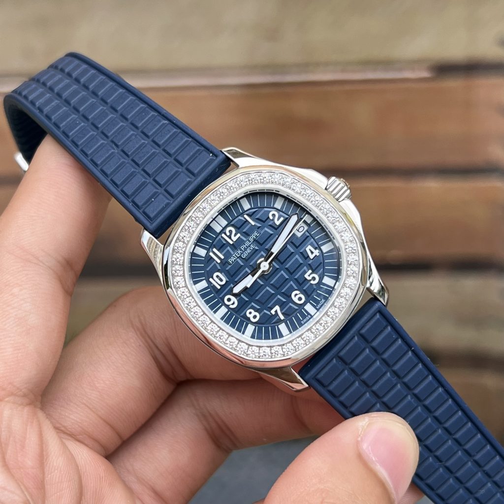 Patek Philippe Aquanaut 5067G Replica Watches Blue PPF (2)