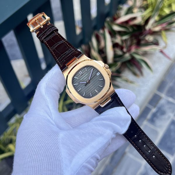 Patek Philippe Nautilus 5711 Rose Gold Replica Watches 3K Factory 40mm (5)