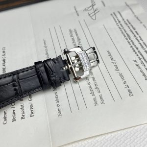 Patek Philippe Nautilus 5719 Full Diamonds Replica Watches Leather Men's 40mm (1)