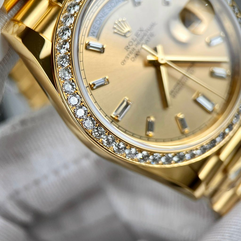 Rolex Day-Date 18K Gold Wrapped Custom Natural Diamonds GM Factory 40mm (1)