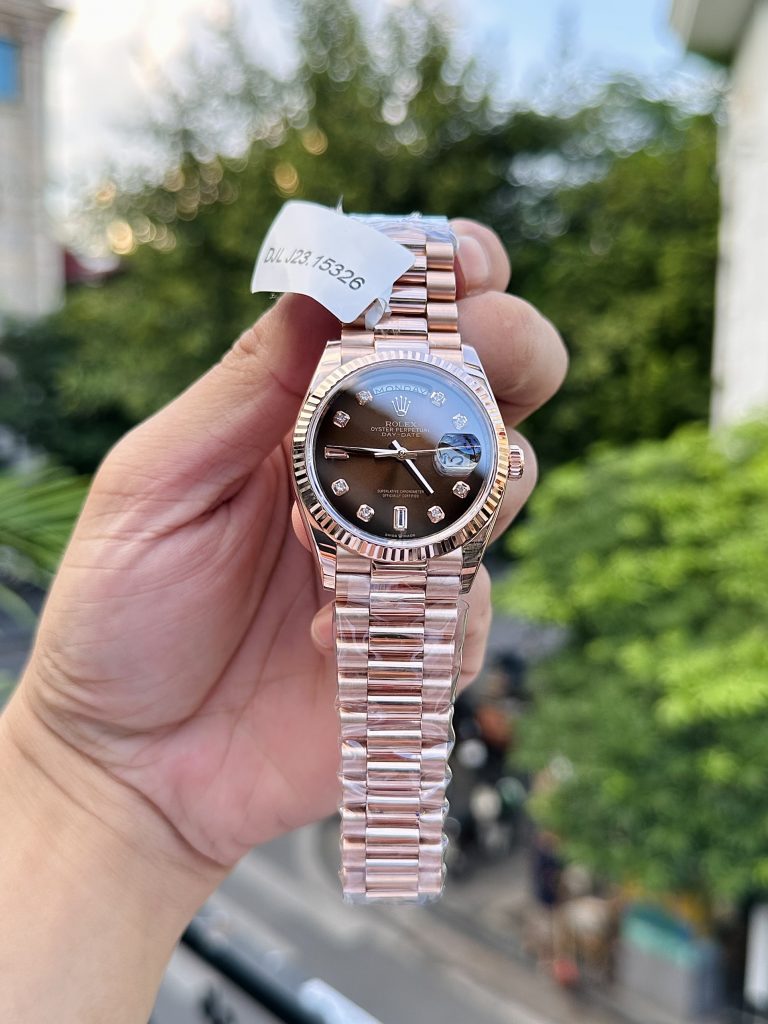 Rolex Day-Date 18K Rose Gold Wrapped Chocolate Dial 36mm (7)