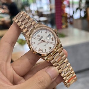 Rolex Day-Date 228235 Replica Watches Rose Gold GM Factory 40mm (2)