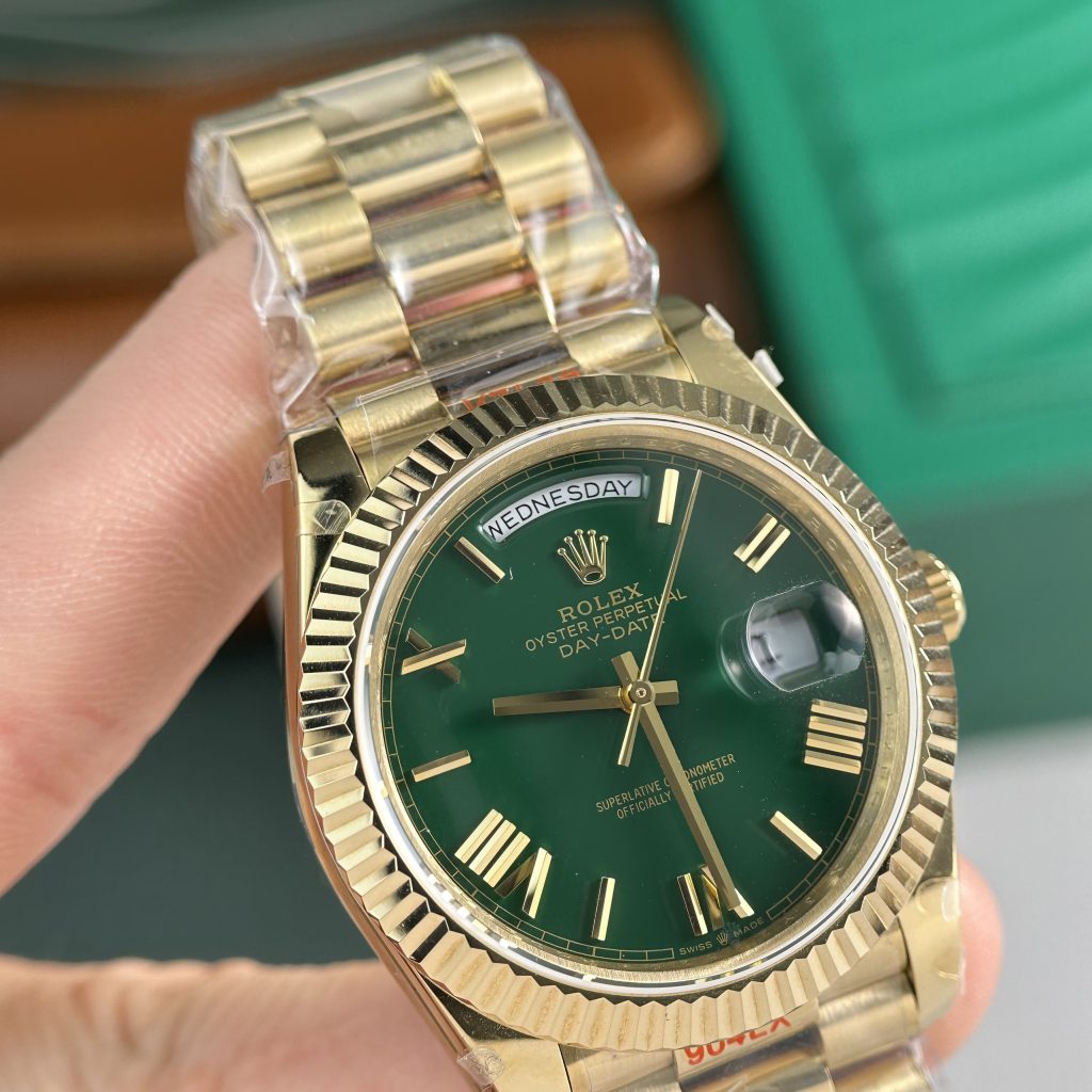 Rolex Day-Date 228238 Replica Watches Green Dial GM Factory (5)