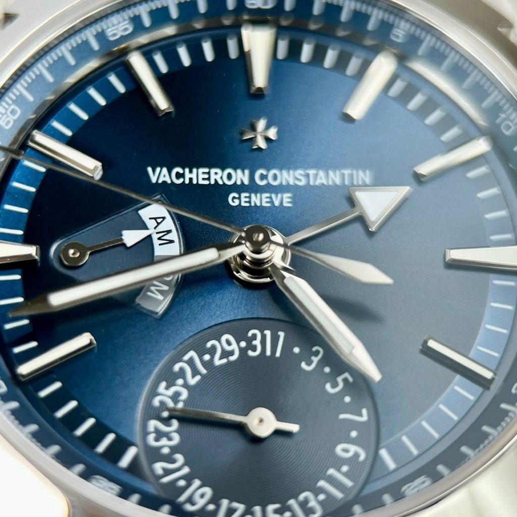 Vacheron Constantin Overseas 7900V Dual Time Blue Dial Replica 41mm (1)