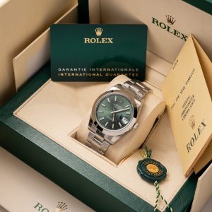 Rolex Datejust 126300 Replica Watches VS Factory Green Dial 41mm (1)