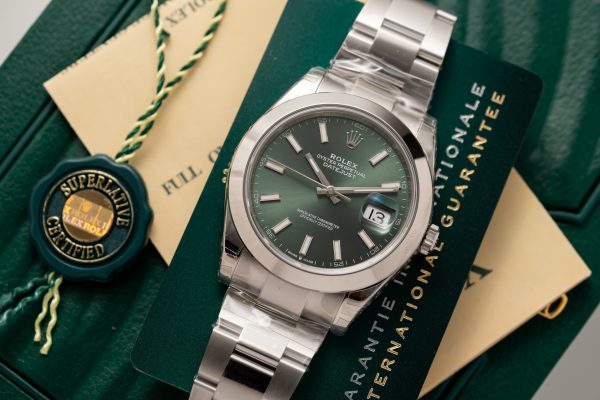 Rolex Datejust 126300 Replica Watches VS Factory Green Dial 41mm (1)