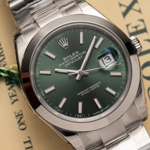 Rolex Datejust 126300 Replica Watches VS Factory Green Dial 41mm (1)