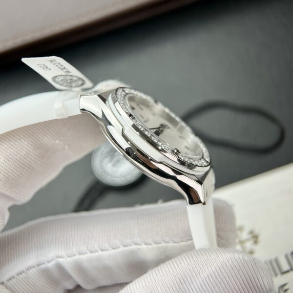 Hublot Classic Fusion Custom Moissanite Diamonds White Color 33mm (9)