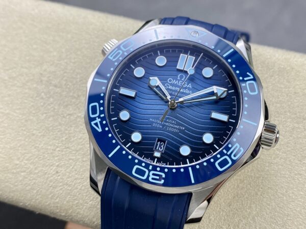Omega Seamaster Summer Blue Fake Watches Best Quality VS Factory 42mm (9)