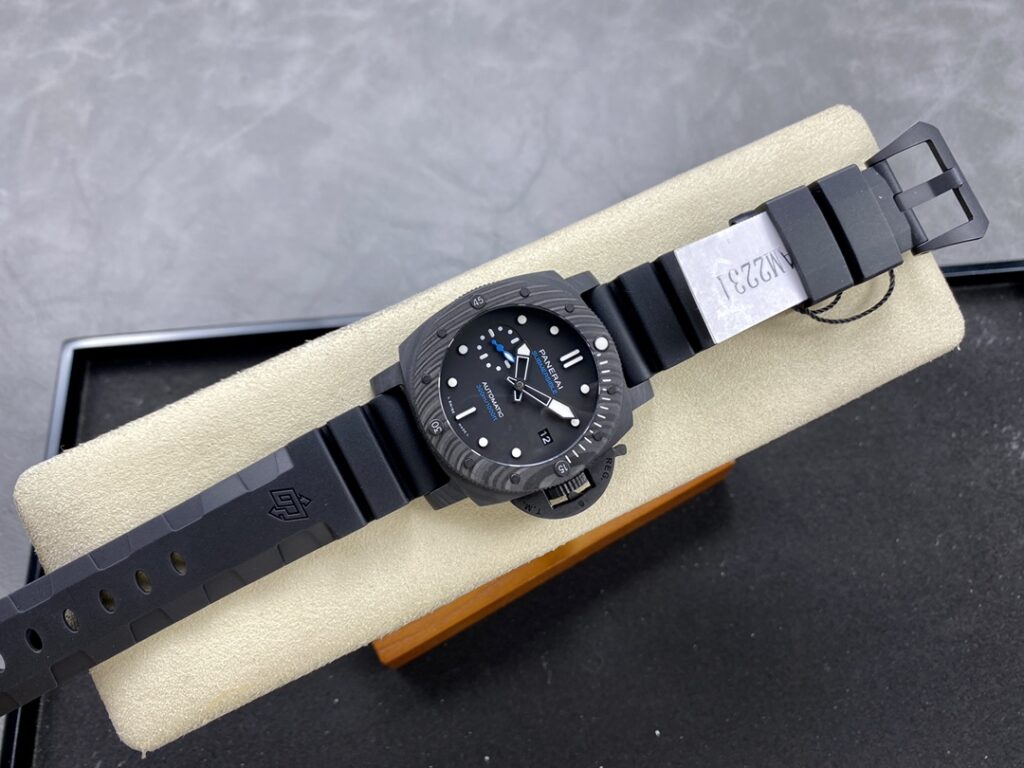 Panerai Submersible Carbotech PAM02231 Replica Watches VS Factory 42mm (8)