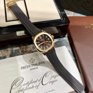 Patek Philippe Aquanaut 5167 18K Gold Wrapped Chocolate Dial 40mm (3)