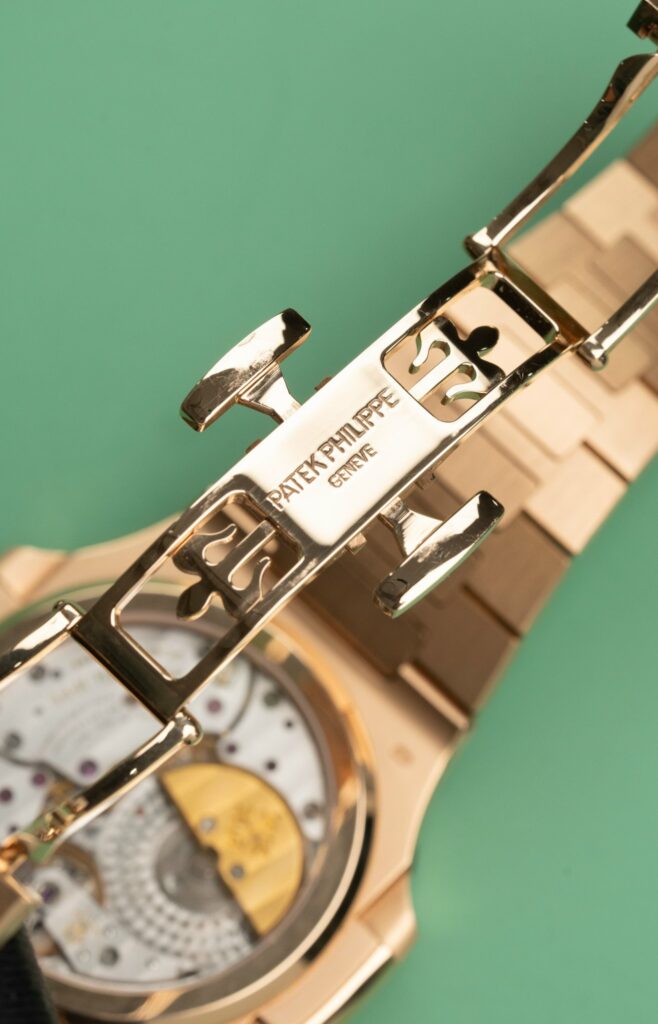 Patek Philippe Nautilus 5712 Rose Gold 18K Replica Watches Best Quality 40mm