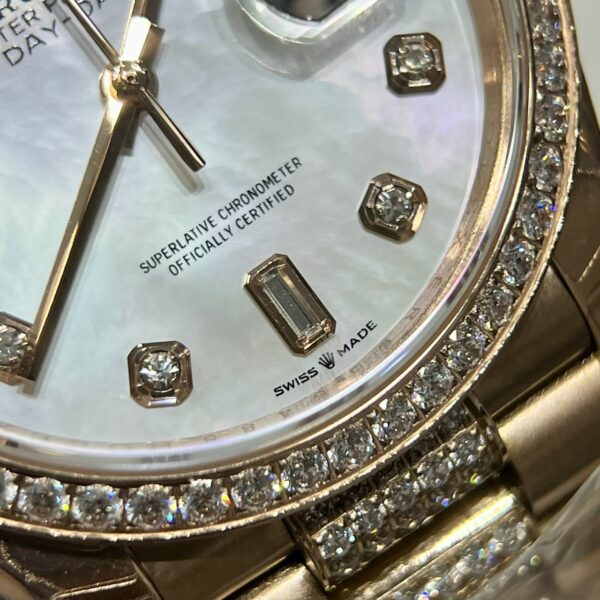 Rolex Day-Date Mother Of Pearl Dial Diamonds Replica Watches 40mm (2)