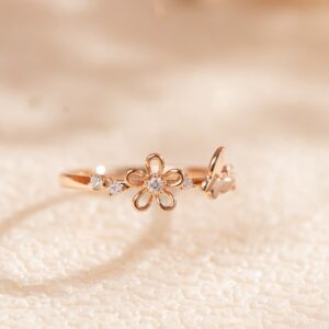 18k Rose Gold Women's Ring with Natural Diamonds in Flower Pattern Design (2)