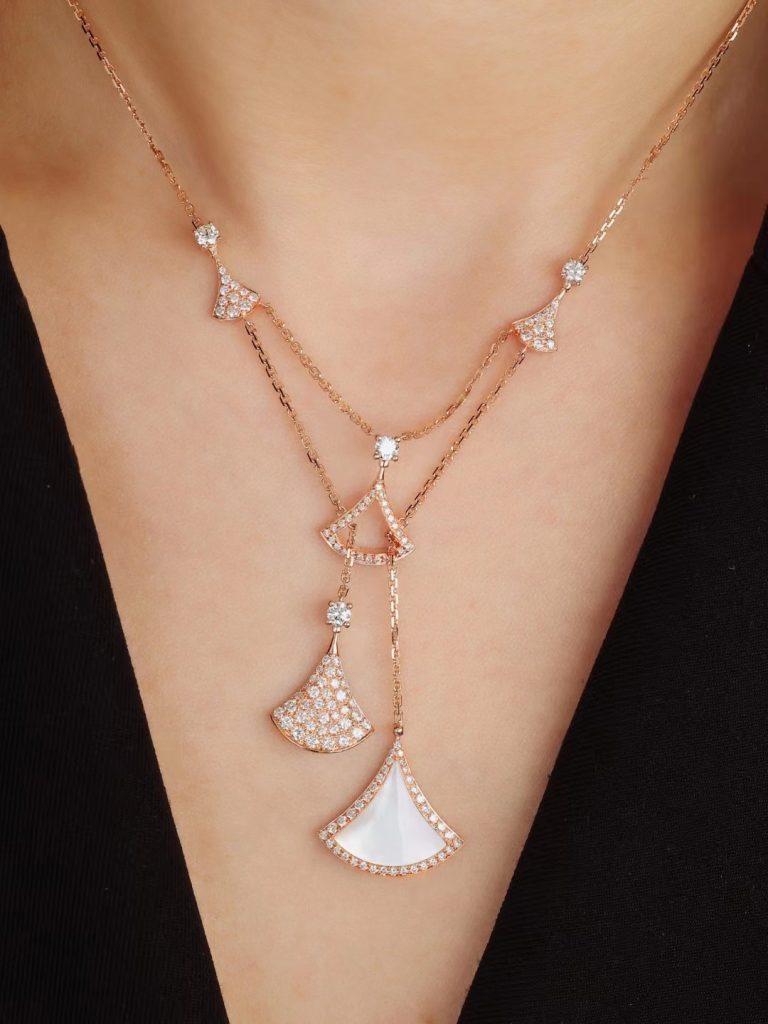 Bvlgari Divas Dream Necklace Custom Diamond Rose Gold 18k (2)