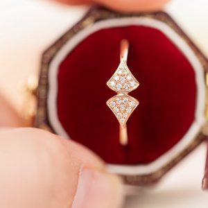 Bvlgari Women’s Rings Custom Natural Diamond Rose Gold 18k (2)