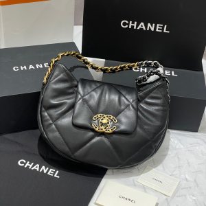 Chanel 19 Hobo Mixed Metal Hardware Lambskin Black Replica Bags 30x21x7 (2)