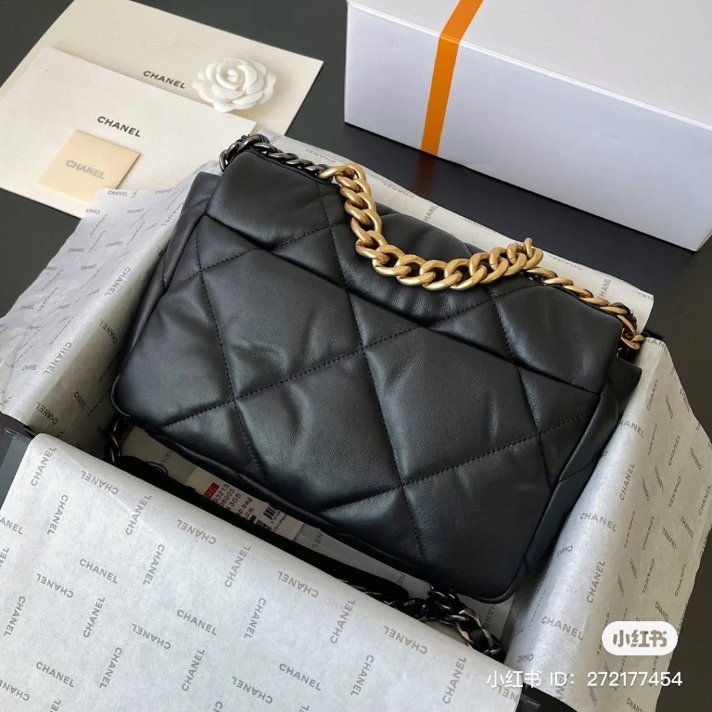 Chanel 19 Light Lambskin Black Replica Bags 26x18x6 (2)