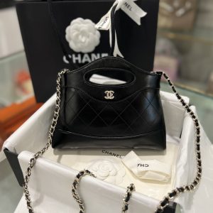 Chanel 31 Small Calfskin Black Replica Bags 22x19x5cm (2)