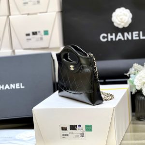 Chanel 31 Small Calfskin Black Replica Bags Gold Buckle 22x19x5cm (2)
