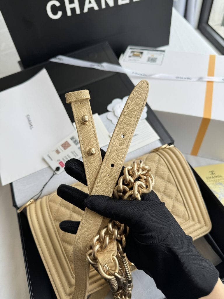 Chanel Boy Beige Replica Bags Gold Lock Size 25 (2)