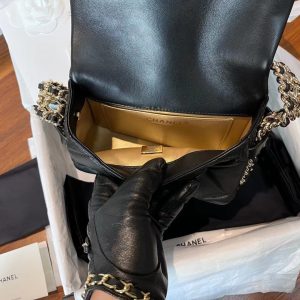 Chanel Chain Around Shoulder Black Lambskin Replica Bags Size 19cm (2)