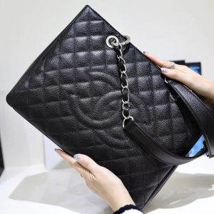 Chanel Chain Shoulder Tote Matelasse Women Black Leather Replica Bags Silver Buckle 33x23x11cm (2)