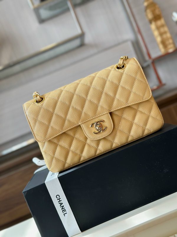 Chanel Classic Small Grain Leather Gold Buckle Replica Bags 23cm (2)