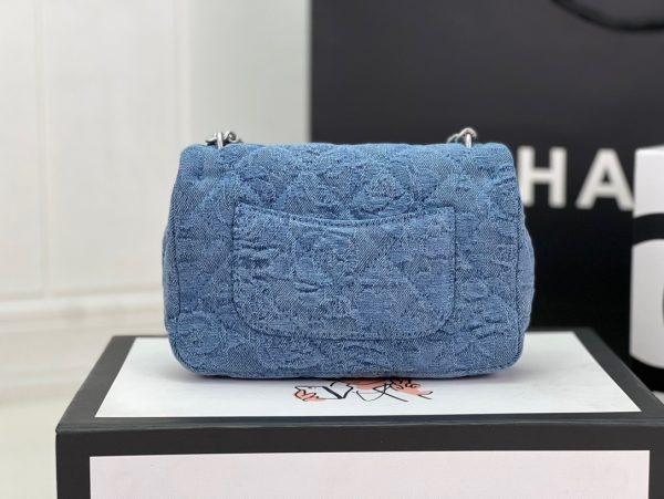 Chanel Mini Sweetheart Crush Flap Blue Replica Bags Size 19cm (2)