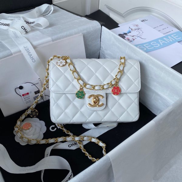 Chanel Vintage Mini Flap Coin Charm White Replica Bags Size 20cm (2)