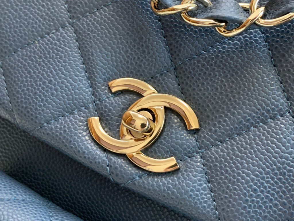 Chanel Women's Blue Backpack Like Authentic 21.5x19 (2)