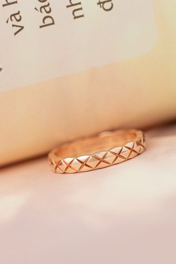 Chanel Women’s Custom Rings Rose Gold 18k (2)