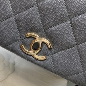 Chanel Women's Gray Backpack Like Auth 21.5x19 (2)