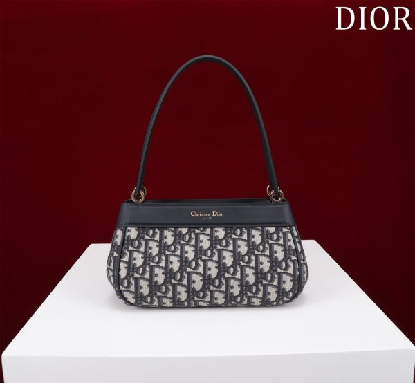 Dior Key Oblique Mini Replica Bags Size 22cm (2)