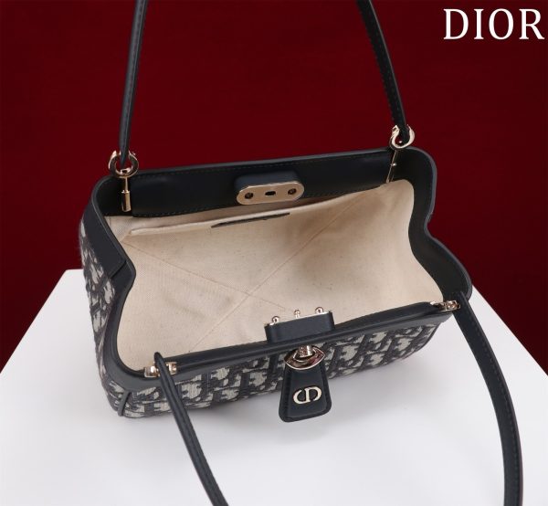 Dior Key Oblique Mini Replica Bags Size 22cm (2)