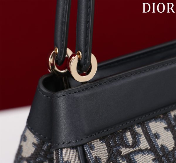 Dior Key Oblique Mini Replica Bags Size 22cm (2)