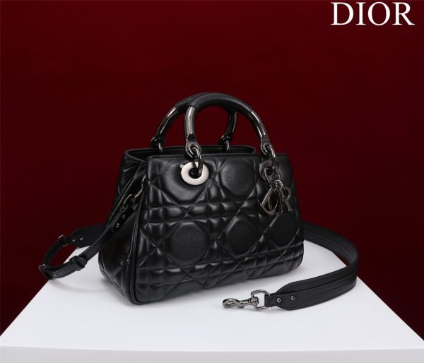 Dior Lady Handbag Black Smooth Leather 24x18cm (2)