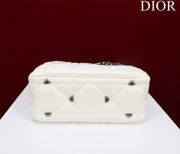 Dior Lady Handbag White Smooth Leather 24x18cm (2)