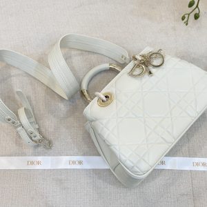 Dior Medium Toujours Macrocannage Calfskin White Replica Bags Size 25x16,5x10cm (2)