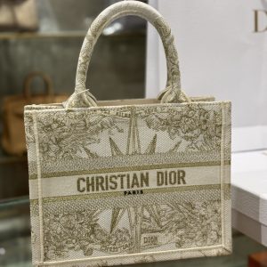 Dior Tote Brocade Embroidered Pattern White Replica Bags 26 (2)