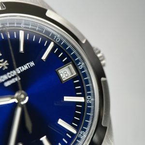 Vacheron Constantin Overseas 4500V Replica Watches Blue Dial (2)